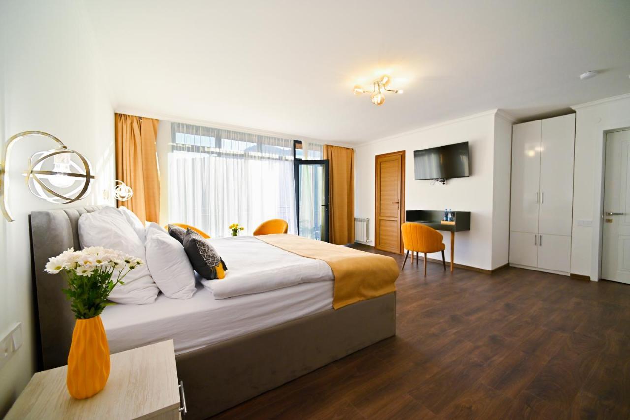 Aurelia Hotel & Restaurant Dilijan Exterior photo