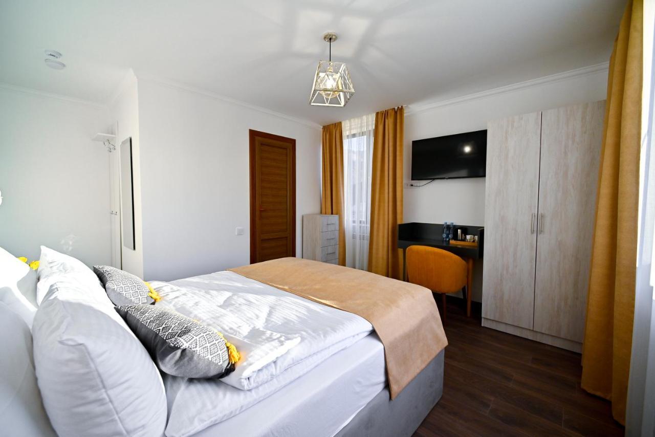 Aurelia Hotel & Restaurant Dilijan Exterior photo